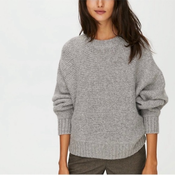 Aritzia Sweaters - Aritzia| The Group Babaton Day Off Sweater. Size M